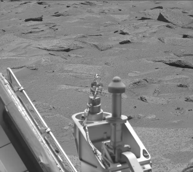 Sol 3871: Mast Camera (Mastcam)