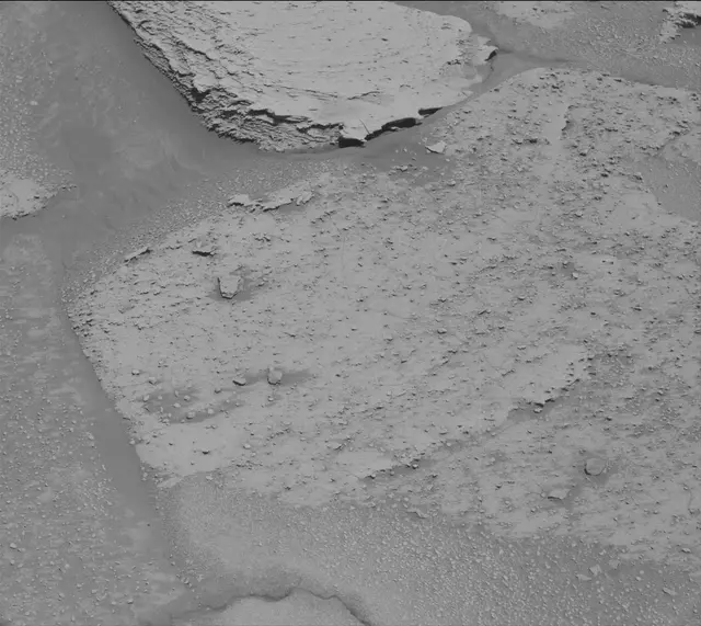 Sol 3871: Mast Camera (Mastcam)