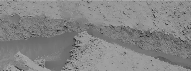 Sol 3871: Mast Camera (Mastcam)