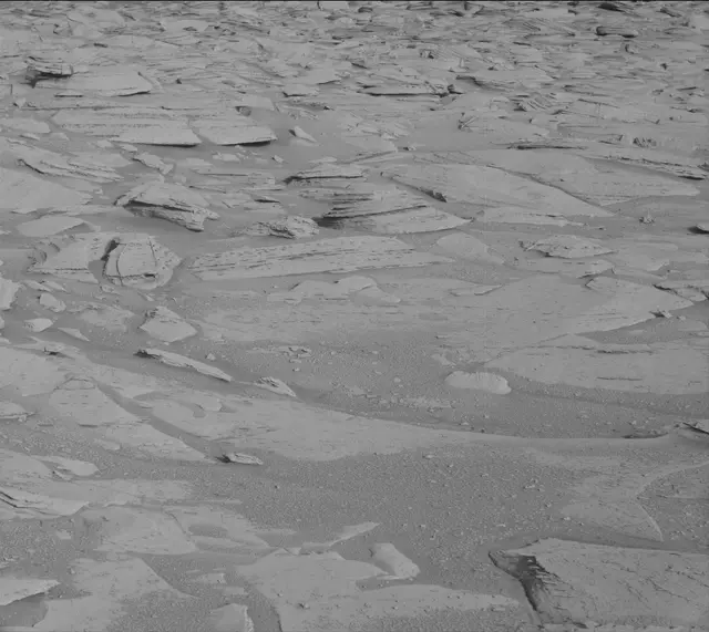 Sol 3871: Mast Camera (Mastcam)