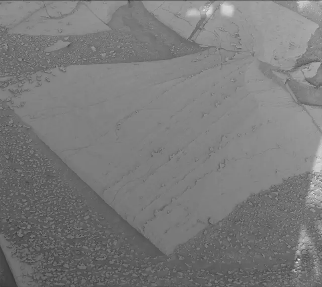 Sol 3871: Mast Camera (Mastcam)