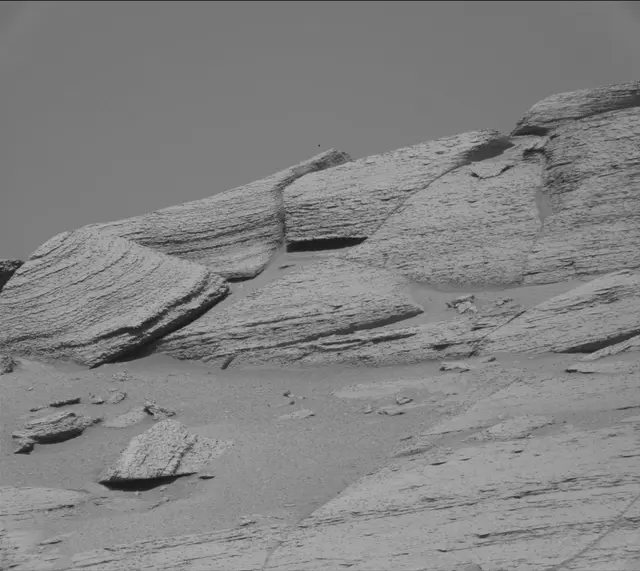 Sol 3871: Mast Camera (Mastcam)