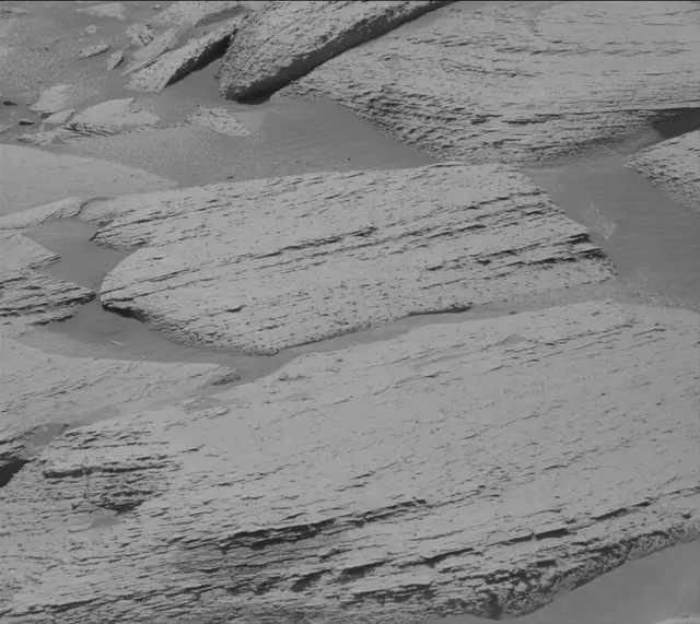 Sol 3871: Mast Camera (Mastcam)