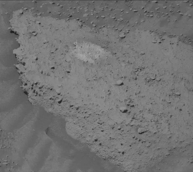 Sol 3871: Mast Camera (Mastcam)