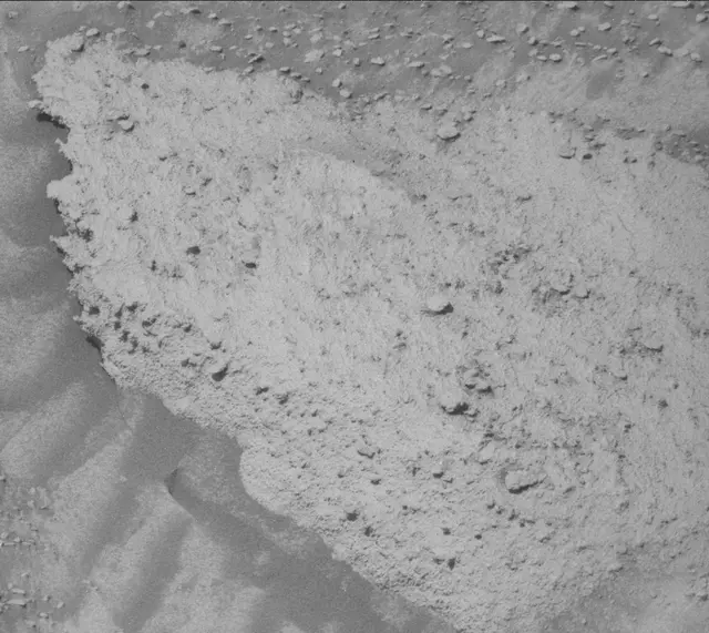 Sol 3871: Mast Camera (Mastcam)