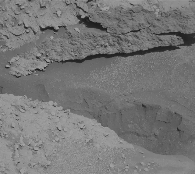 Sol 3871: Mast Camera (Mastcam)