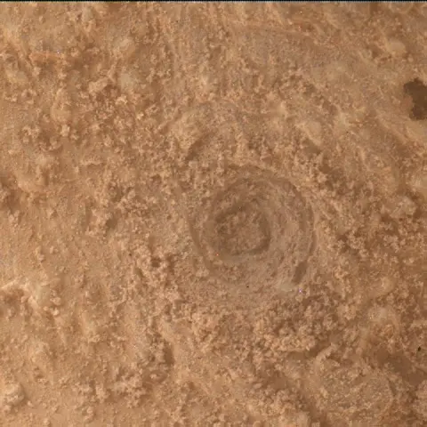 Sol 3871: Mars Hand Lens Imager (MAHLI)