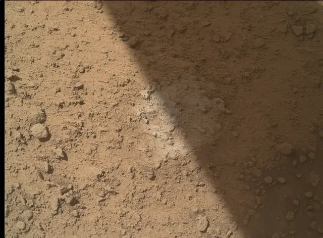 Sol 3871: Mars Hand Lens Imager (MAHLI)