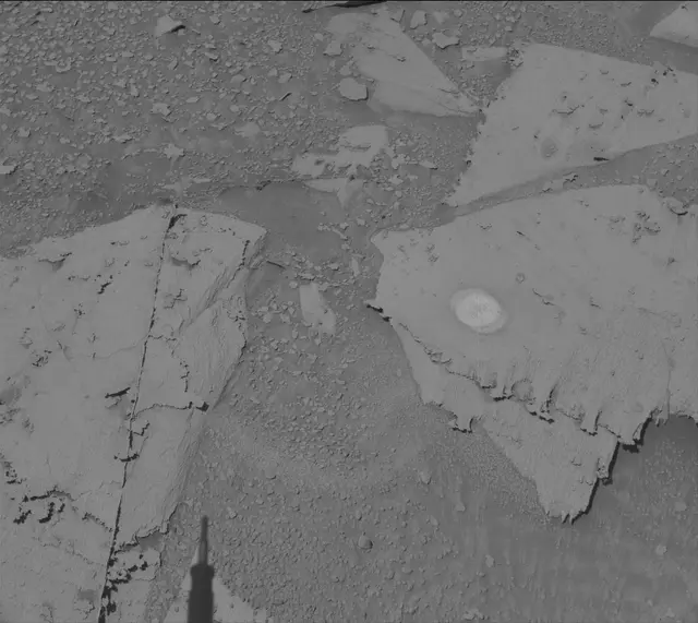 Sol 3873: Mast Camera (Mastcam)