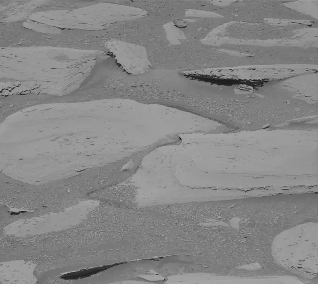 Sol 3873: Mast Camera (Mastcam)