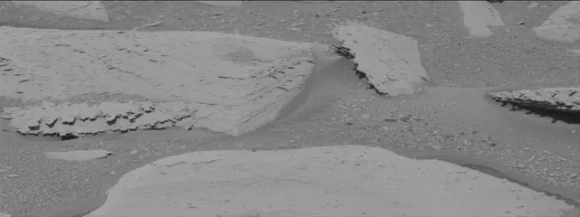 Sol 3873: Mast Camera (Mastcam)