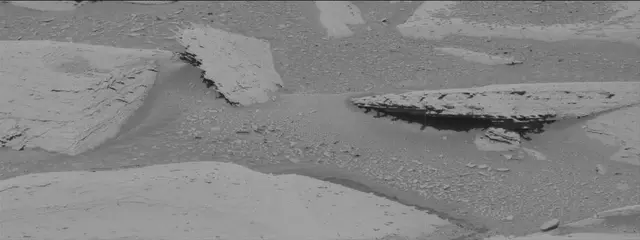 Sol 3873: Mast Camera (Mastcam)