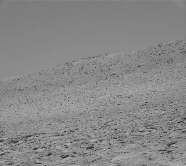 Sol 3873: Mast Camera (Mastcam)