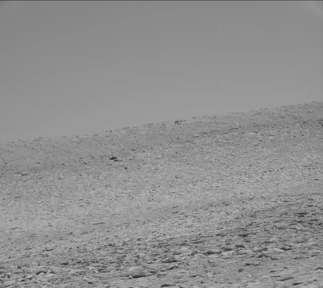 Sol 3873: Mast Camera (Mastcam)