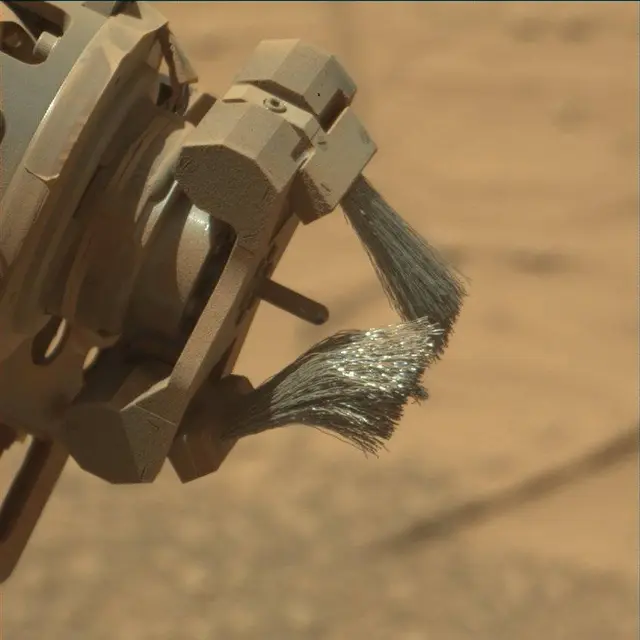 Sol 3873: Mast Camera (Mastcam)