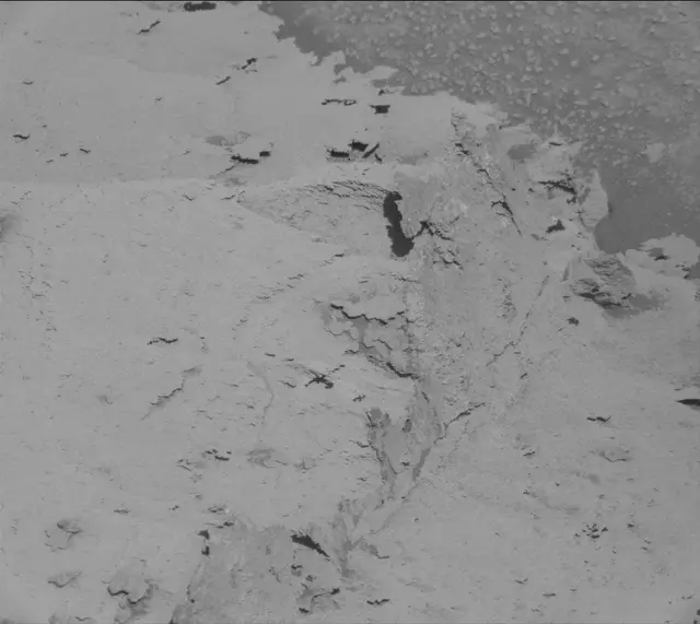 Sol 3873: Mast Camera (Mastcam)