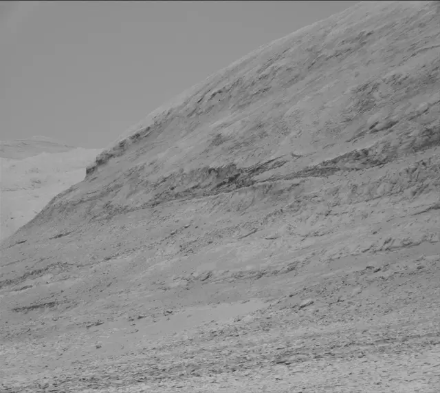 Sol 3873: Mast Camera (Mastcam)