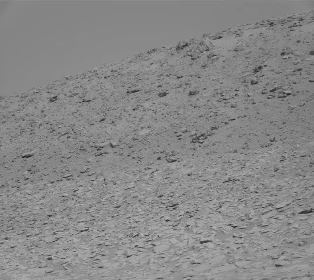 Sol 3873: Mast Camera (Mastcam)