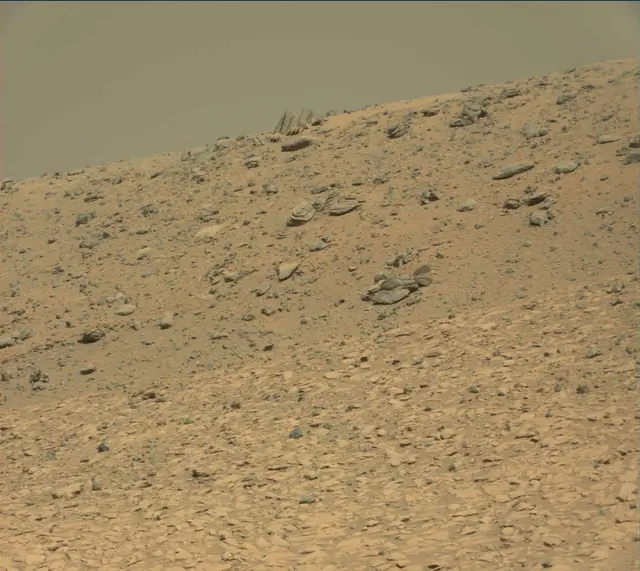 Sol 3873: Mast Camera (Mastcam)
