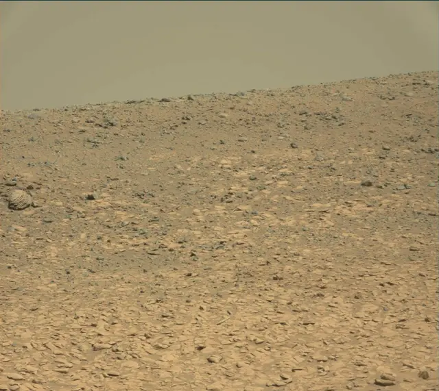 Sol 3873: Mast Camera (Mastcam)