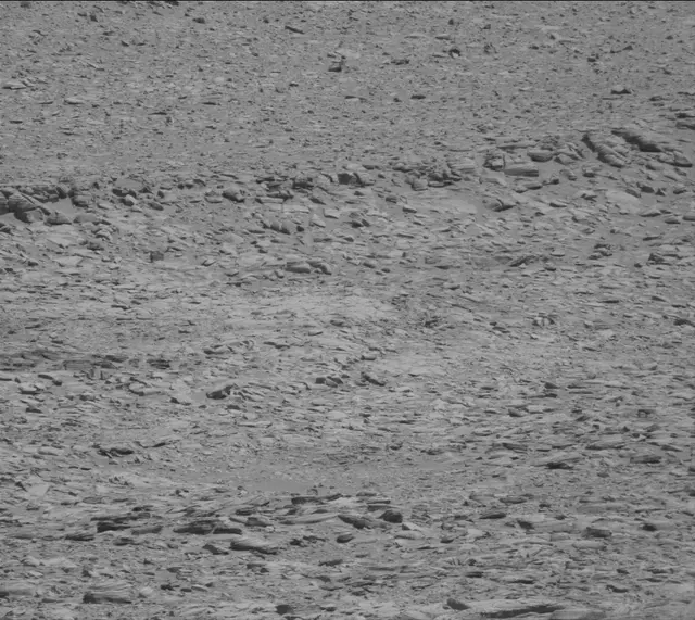 Sol 3873: Mast Camera (Mastcam)