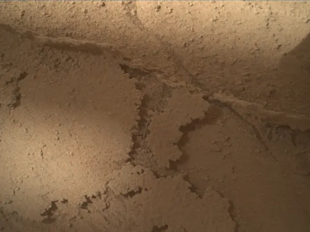 Sol 3873: Mars Hand Lens Imager (MAHLI)