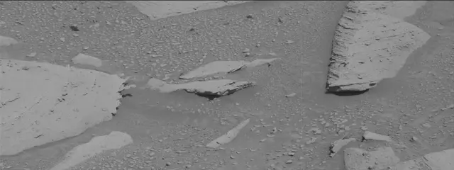 Sol 3876: Mast Camera (Mastcam)
