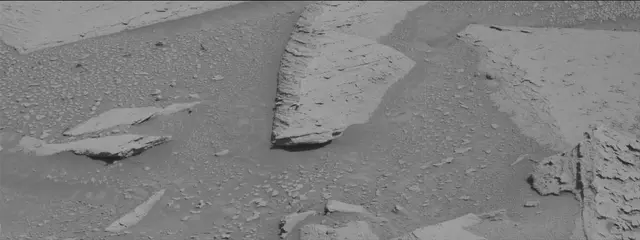 Sol 3876: Mast Camera (Mastcam)