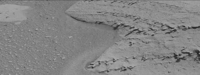 Sol 3876: Mast Camera (Mastcam)