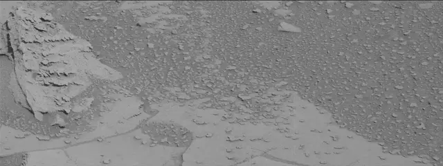 Sol 3876: Mast Camera (Mastcam)