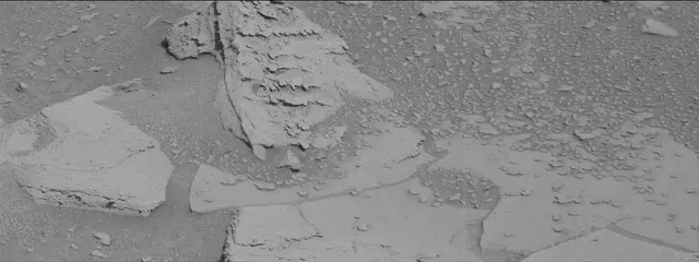 Sol 3876: Mast Camera (Mastcam)