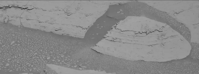 Sol 3876: Mast Camera (Mastcam)