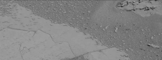 Sol 3876: Mast Camera (Mastcam)
