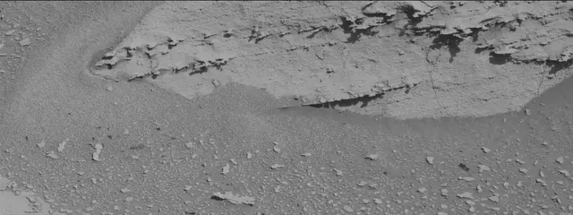 Sol 3876: Mast Camera (Mastcam)