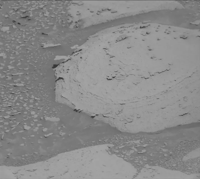 Sol 3876: Mast Camera (Mastcam)