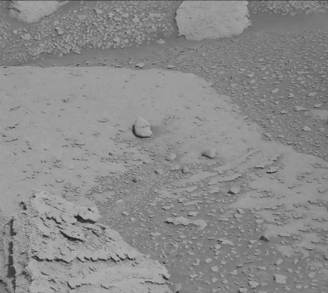 Sol 3876: Mast Camera (Mastcam)