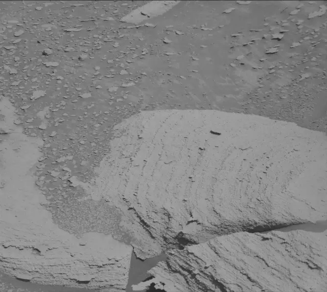 Sol 3876: Mast Camera (Mastcam)