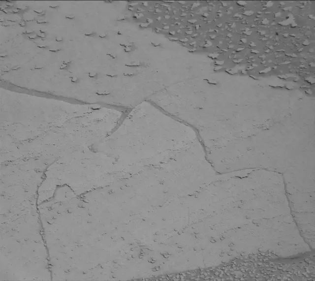 Sol 3876: Mast Camera (Mastcam)