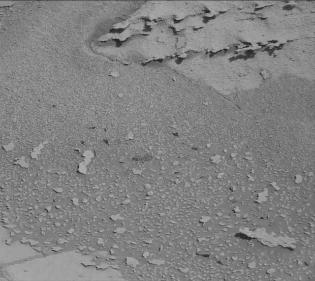 Sol 3876: Mast Camera (Mastcam)