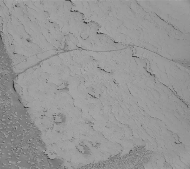 Sol 3876: Mast Camera (Mastcam)