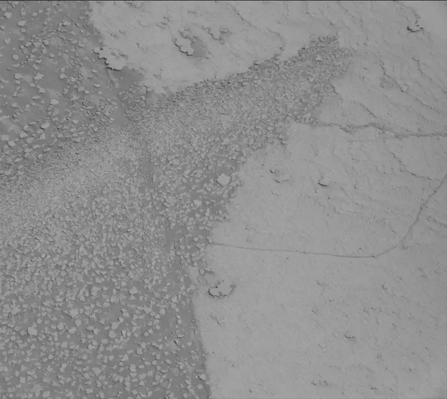 Sol 3876: Mast Camera (Mastcam)