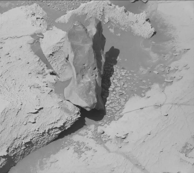 Sol 3877: Mast Camera (Mastcam)