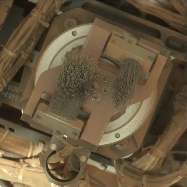Sol 3877: Mast Camera (Mastcam)