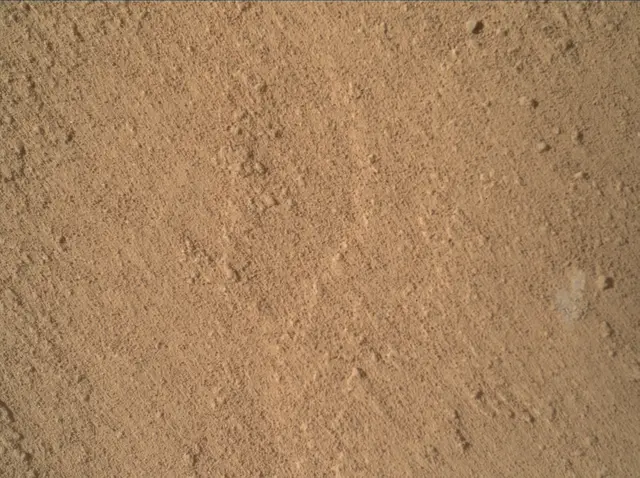 Sol 3877: Mars Hand Lens Imager (MAHLI)