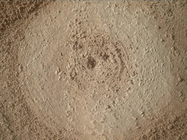 Sol 3877: Mars Hand Lens Imager (MAHLI)