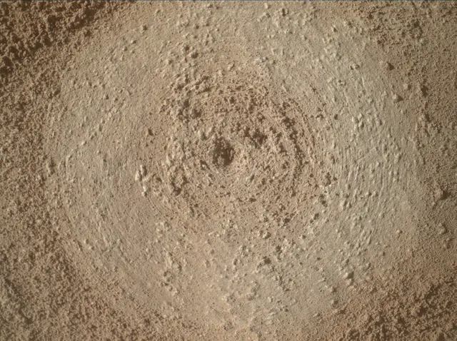 Sol 3877: Mars Hand Lens Imager (MAHLI)