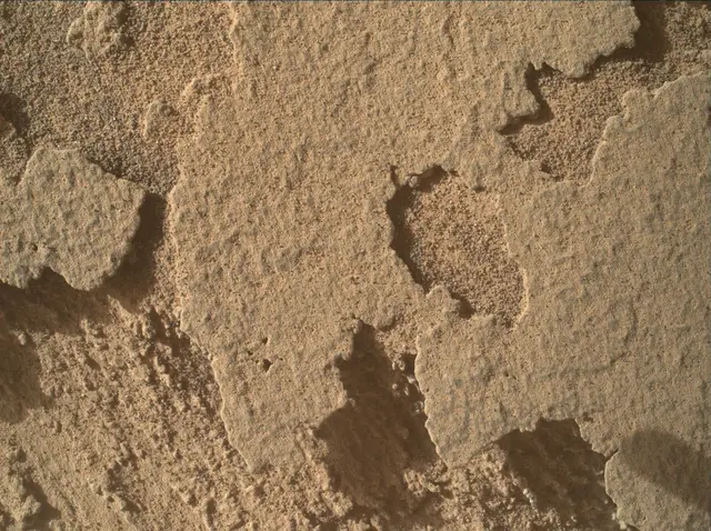 Sol 3877: Mars Hand Lens Imager (MAHLI)