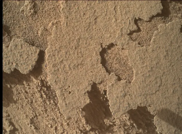Sol 3877: Mars Hand Lens Imager (MAHLI)