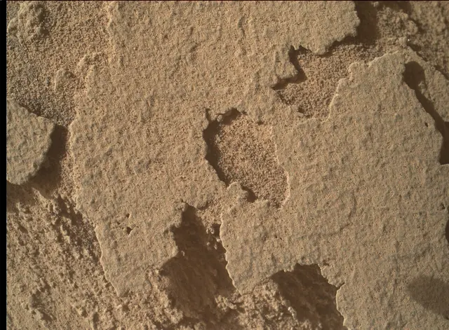 Sol 3877: Mars Hand Lens Imager (MAHLI)