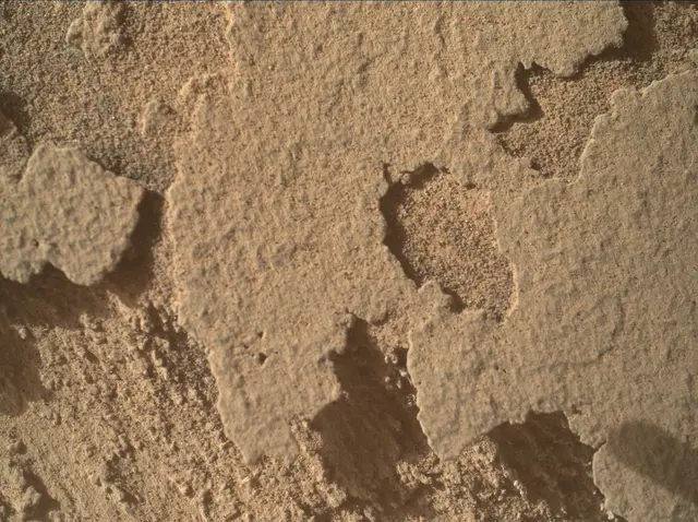 Sol 3877: Mars Hand Lens Imager (MAHLI)